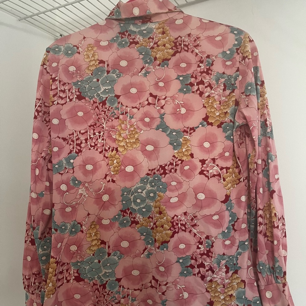 Vintage, multicolored polyester silk